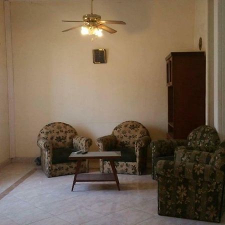 Elegant Heliopolis, Studio-Apartment Kairo Exteriör bild