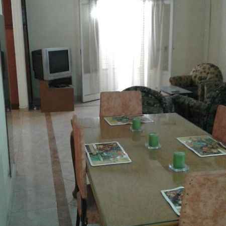 Elegant Heliopolis, Studio-Apartment Kairo Exteriör bild